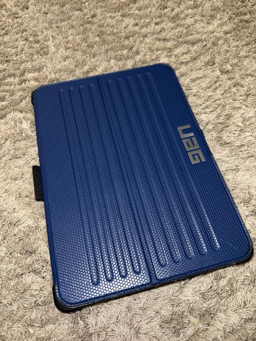 Apple iPad 5 (2017)  LTE 32 GB + чохол у подарунок