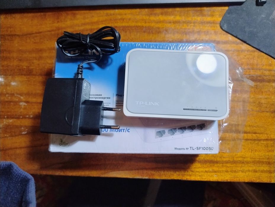 Комутатор/Свитч TP-Link TL-1005D / 5 портов