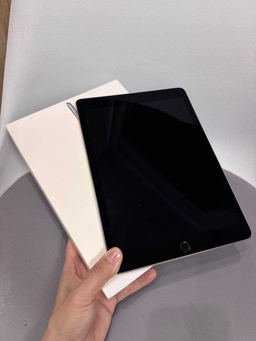 Продам Ipad Pro 9.7