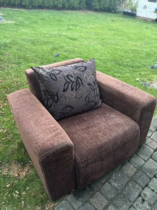 Zestaw wypoczynkowy kanapa i fotel