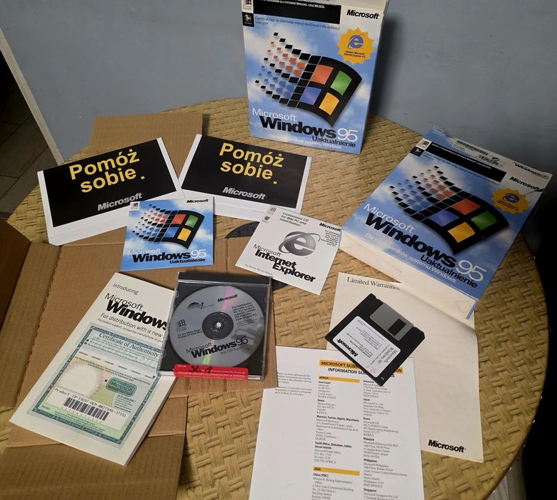Windows 95 Box   cały komplet.