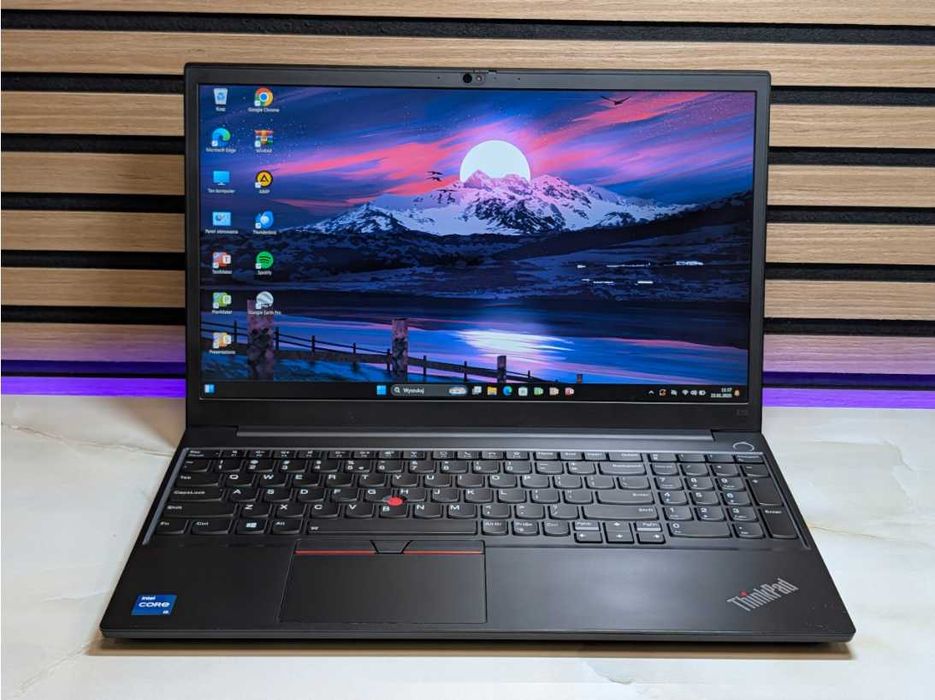Lenovo ThinkPad E15 G2 | FullHD | i5-1135G7 8GB DDR4 256GB SSD W11 US LED