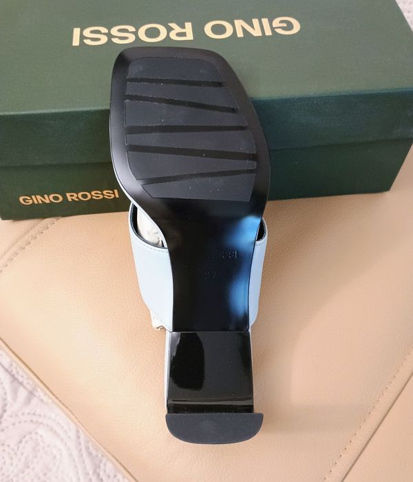 Klapki Gino Rossi