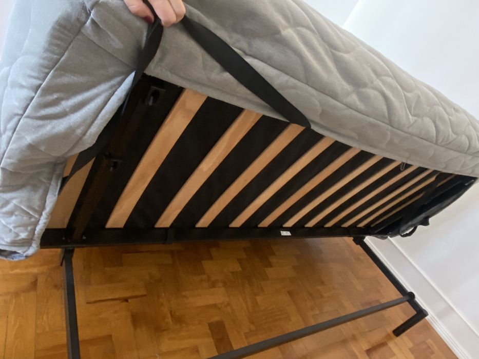 Sofá-cama IKEA- impecável e pouco usado!
