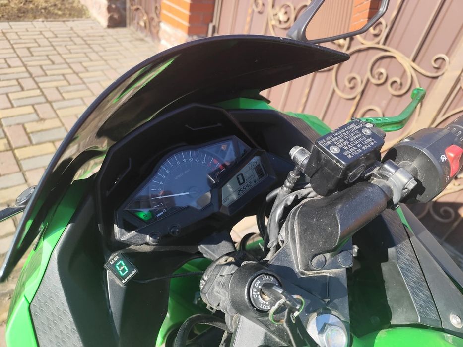 Мотоцикл Kawasaki ninja 300