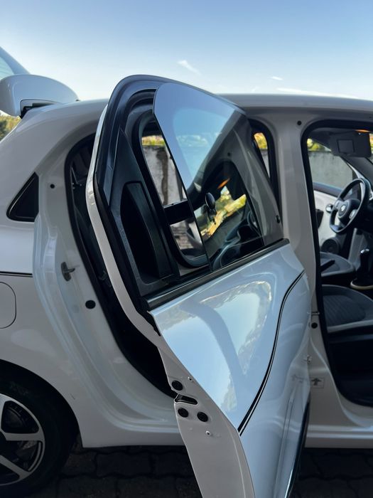 Renault Twingo 1.0 SCE Dynamique — photo 5