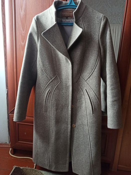 Пальто в хорошому стані