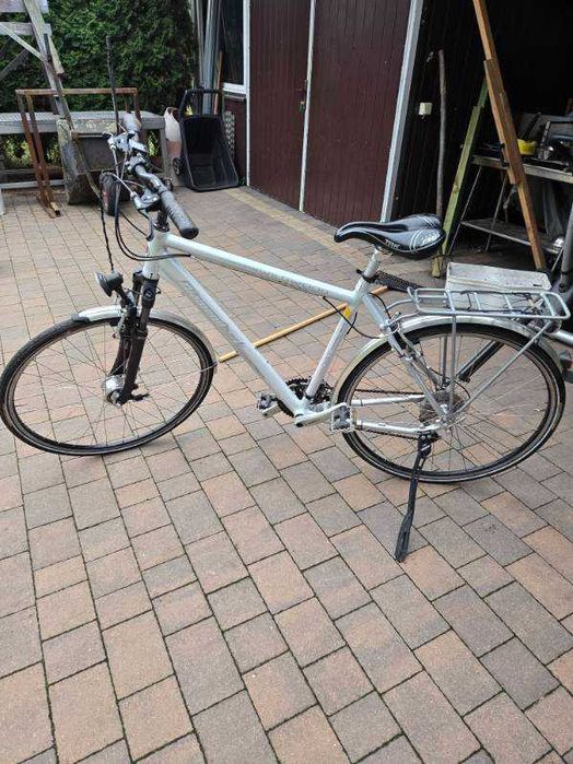 Ladny meski rower na osprzecie deore amortyzator z blokadą