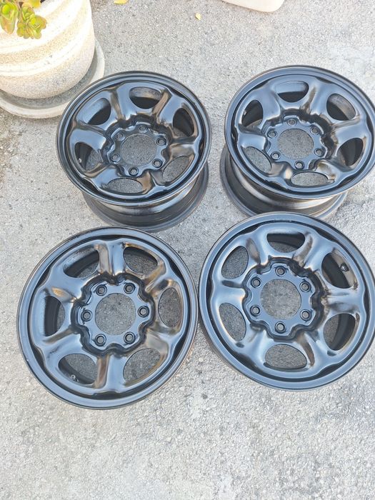 Peneus 31/10/50/R15 + jantes 15 terrano