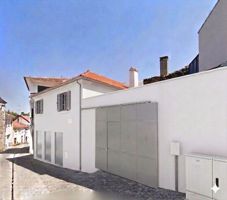 Casa centro histórico de Moimenta da Beira