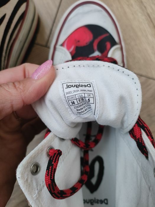 Nowe buty oryginalne Desigual 38