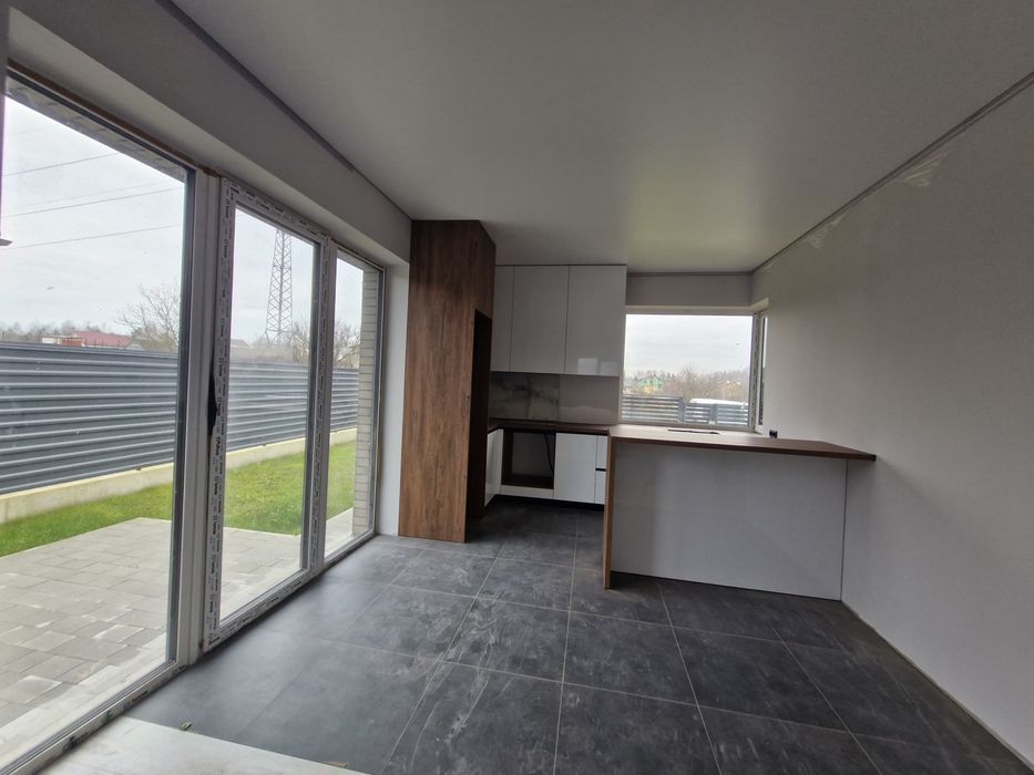 Продаж будинку з ремонтом