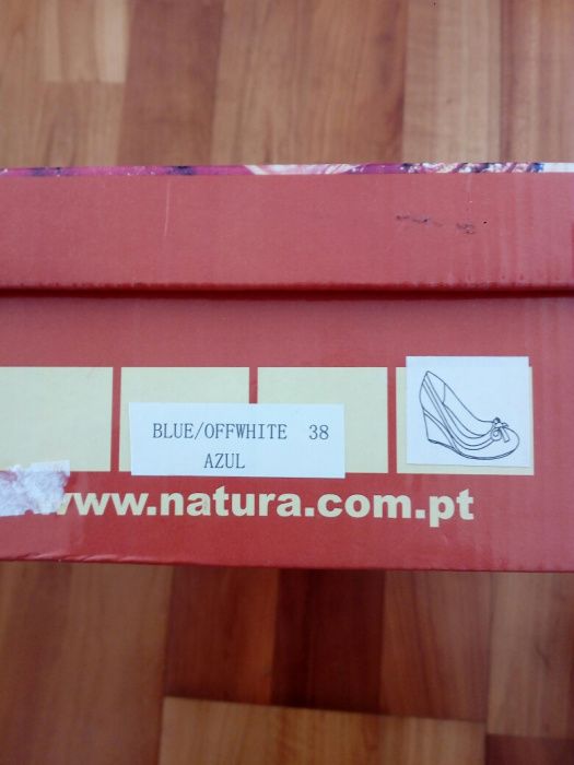 Sapatos de senhora Natura tamanho 38