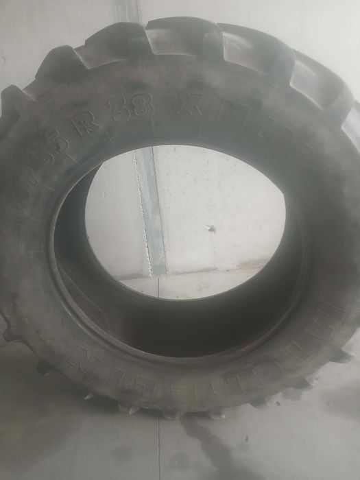 600/65R38 Michelin
