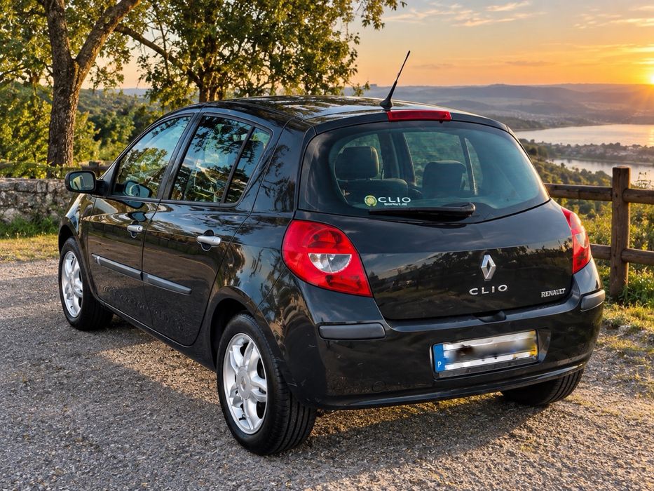 Renault Clio III 1.2 2008 foto 2