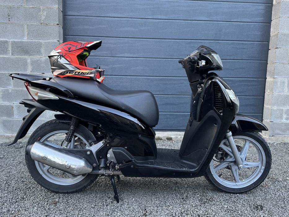 Продам Hondy SH 150 i