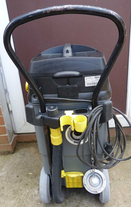 Odkurzacz przemysłowy Karcher NT 611K z pompą do wody