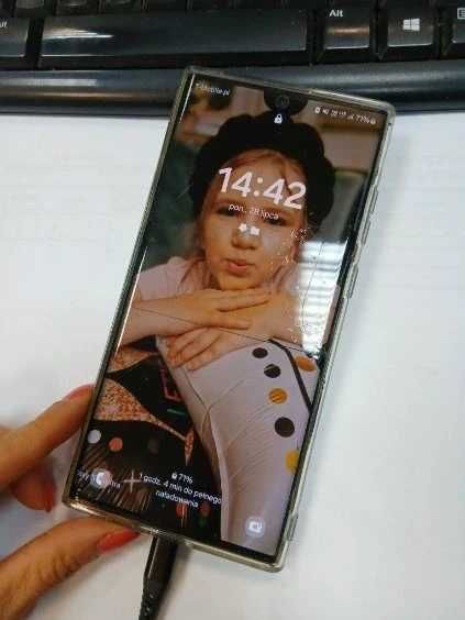 Samsung Galaxy S22+ Ultra