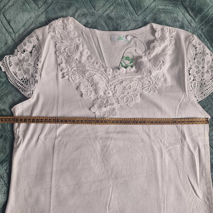Bluzka krótki rękaw gipiura biała roz. 2XL/3XL