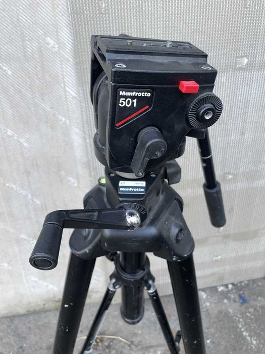 Алюминиевый штатив с редуктором Manfrotto 475B + головка 501