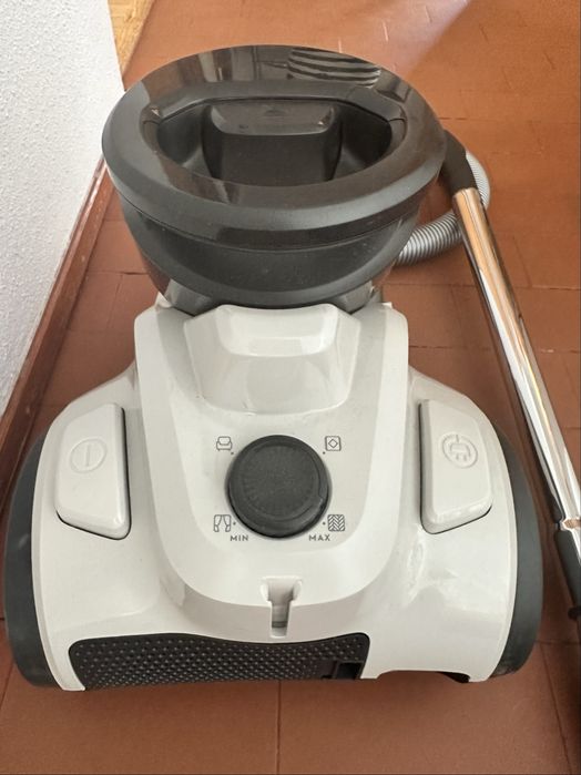 Aspirador AEG LX5 -2 -2MG