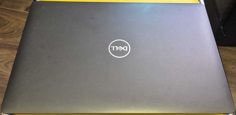 Ноутбук DELL Precision 3541