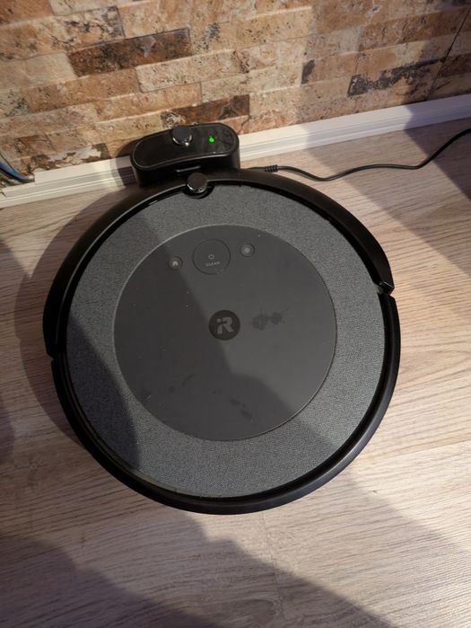 Vendo aspirador IRobot Roomba I5