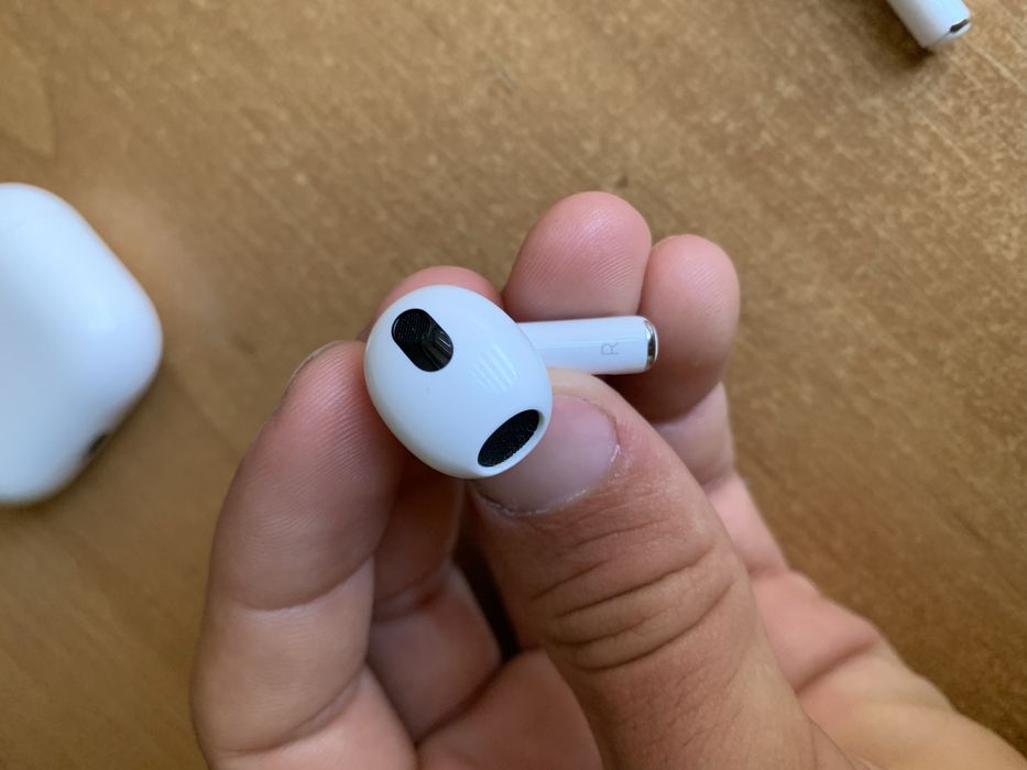 Air Pods 3 оригинал,на гарантии,читайте описание