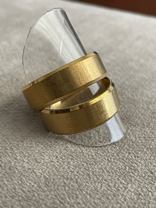 Anel de noivado nr 19  em prata ,alianças de compromisso em aço