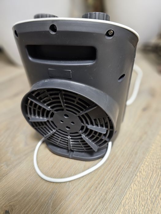 Нагрівач, тепловентилятор Clatronic HL