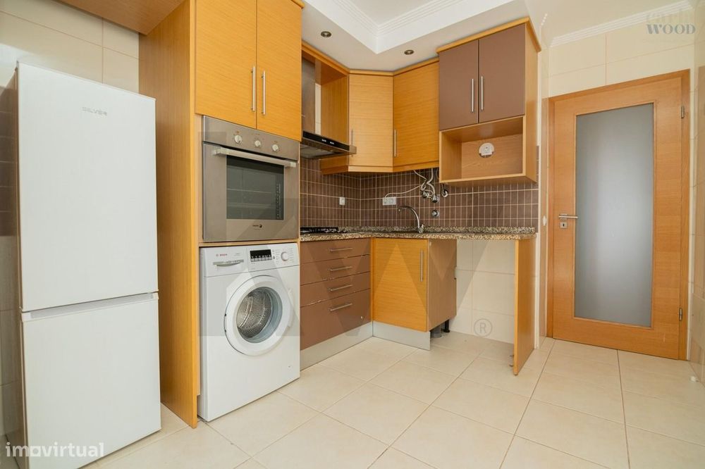 Um fantástico apartamento t2 de rés do chão, com terraço e logradouro