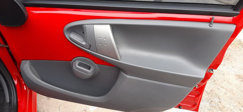 Продам  Peugeot пежо 107