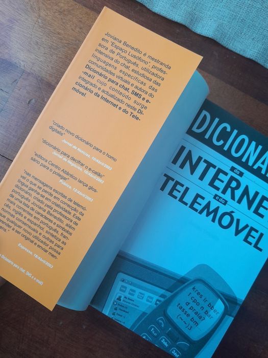 Dicionário da Internet e do Telemóvel