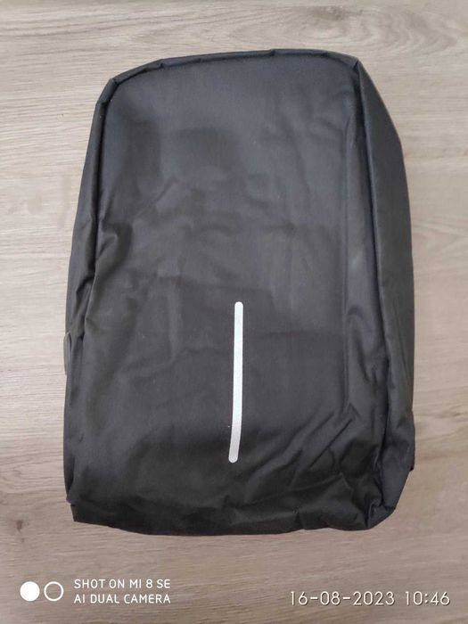 Городской рюкзак-антивор Bobby