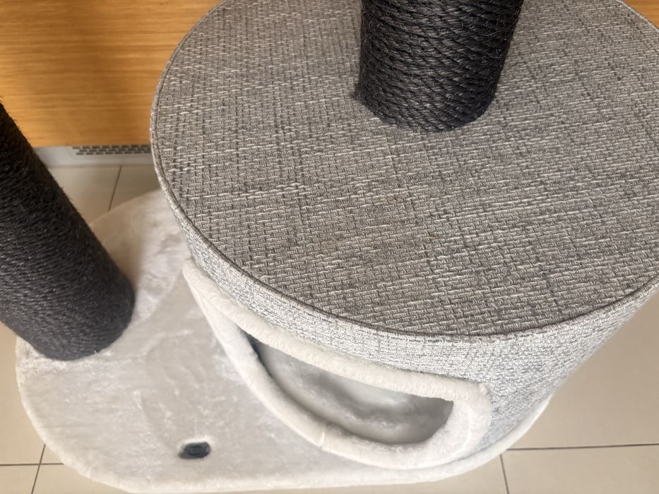 Drapak dla kota NOWY . Bialo-czarno-szary. Wysoka jakosc wykonania