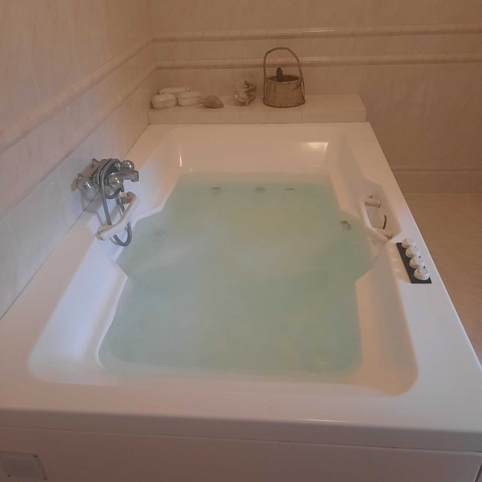 banheira hidromassagem marca porcelanosa