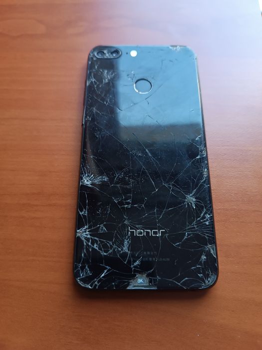 смартфон Honor 9 Lite