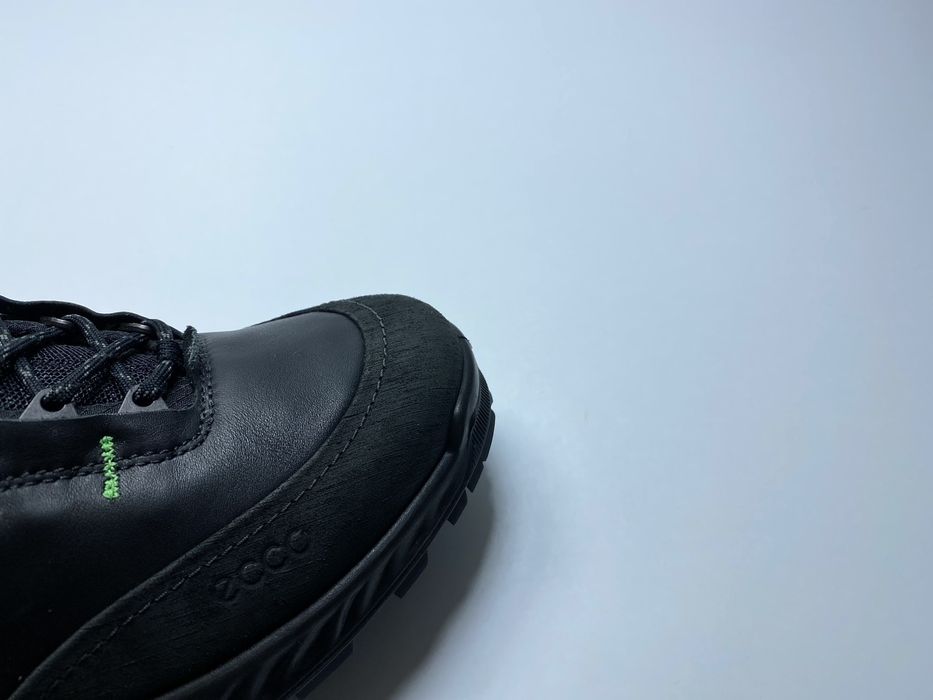 Продаю черевики Ессо