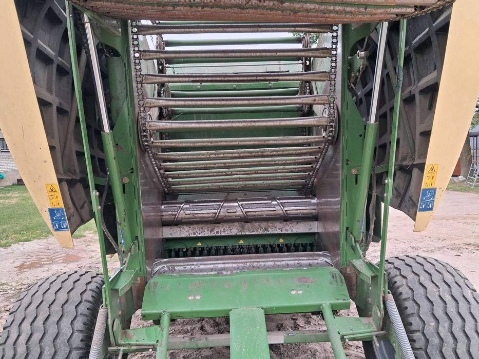 Prasa zmiennokomorowa Krone Fortima V1500MC