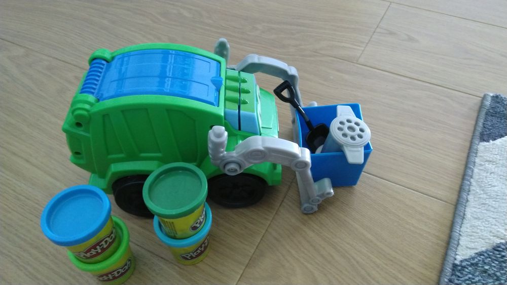 Hasbro śmieciarka Play doh- ciastolina