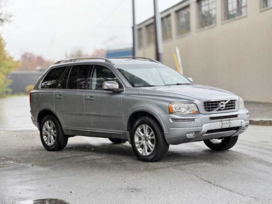 Volvo XC90      2014