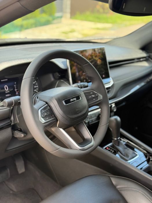 Jeep Compass 2022 Limited 2.4 — рестайлінг.