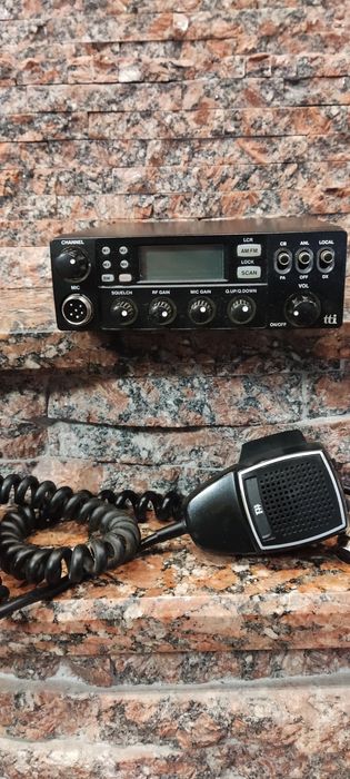 Рация CB 27 МГц 40 каналов TTI TCB-880
