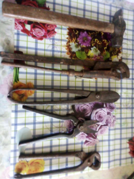 Продаю ручной инструмент