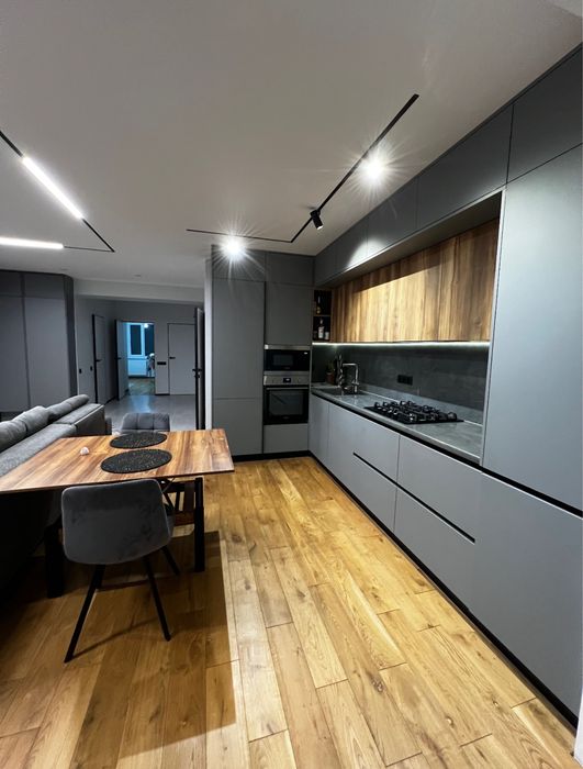 Мебель на заказ.КухниШкафы,прихожие,гардеробные