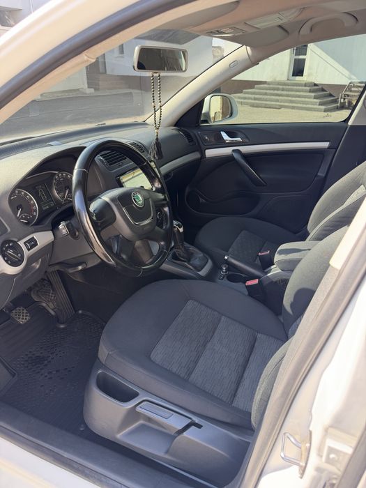 SKODA OCTAVIA 2012 VIN TMBHE61Z5C2148478 фото оголошення 12 з 22