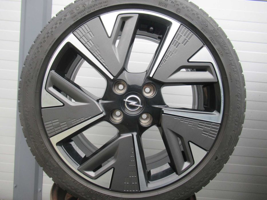 ALU+Opony zima R17 Opel Corsa F, Peugeot 207,208,301,C3,DS3 5996