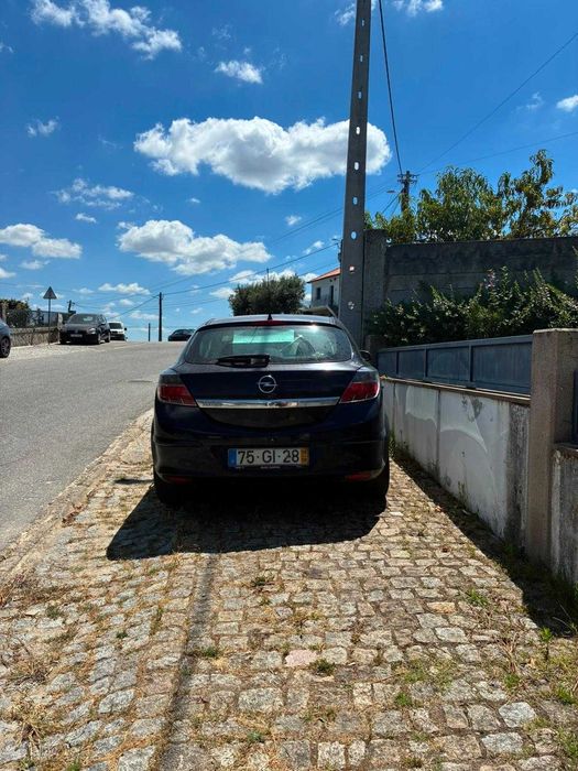 Vendo Opel Astra Para gtc 1.3 cdt