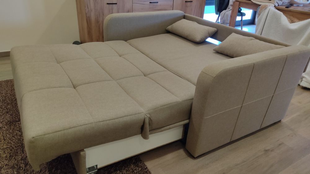 Sofá cama grande