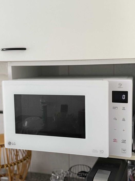 Microondas branco LG MH6535GDH | 25 L | 1000 W - Branco